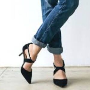 Notorious Black Heel